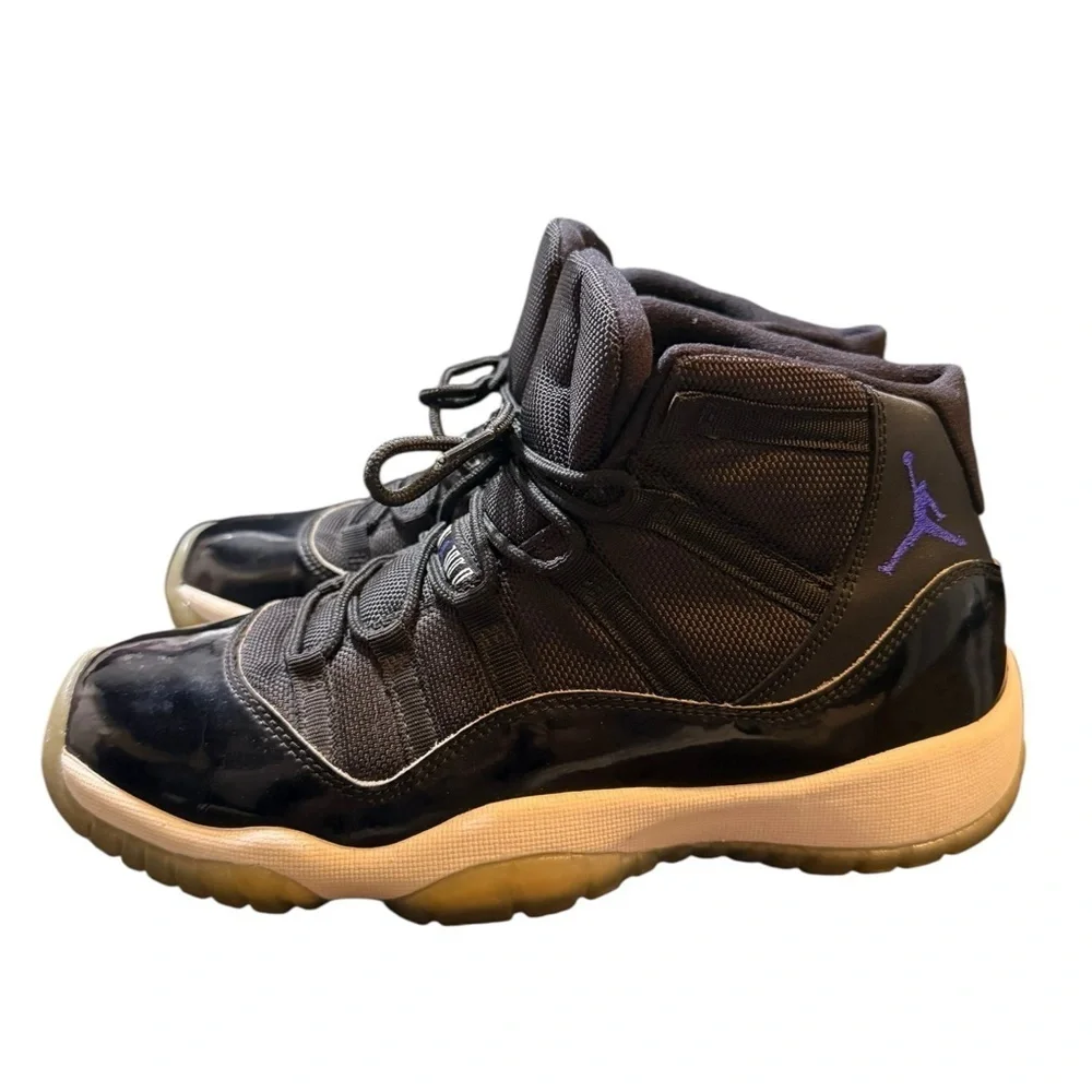 Air Jordan Retro 11 “Space Jam” 2016– GS 6.5Y